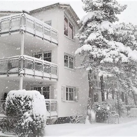 Eine Schoene 3-zimmer-wohnung Mit Ostsee-zugang!