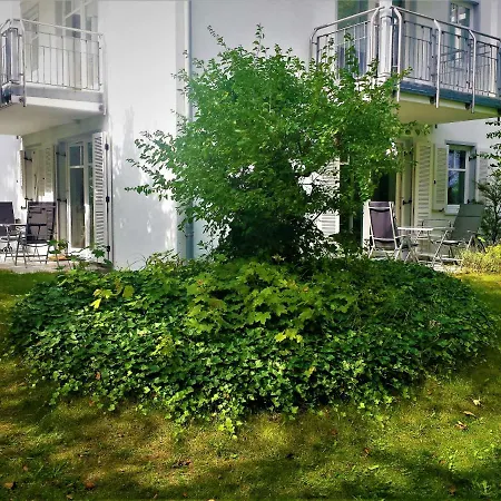 Eine Schoene 3-zimmer-wohnung Mit Ostsee-zugang! Juliusruh