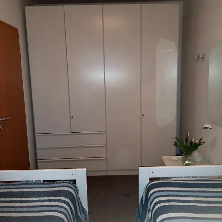 Eine Schoene 3-zimmer-wohnung Mit Ostsee-zugang! *
