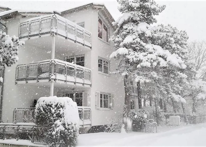 Eine Schoene 3-zimmer-wohnung Mit Ostsee-zugang!