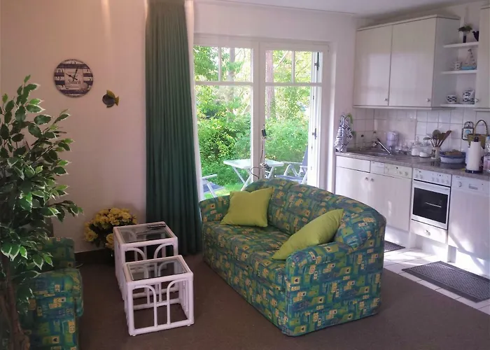 Eine Schoene 3-zimmer-wohnung Mit Ostsee-zugang! * Juliusruh