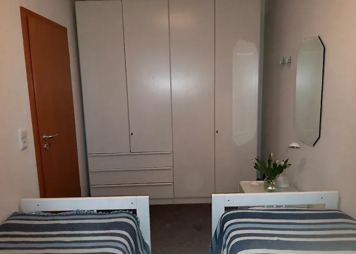 Eine Schoene 3-zimmer-wohnung Mit Ostsee-zugang! *