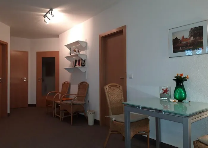 Eine Schoene 3-zimmer-wohnung Mit Ostsee-zugang! Juliusruh